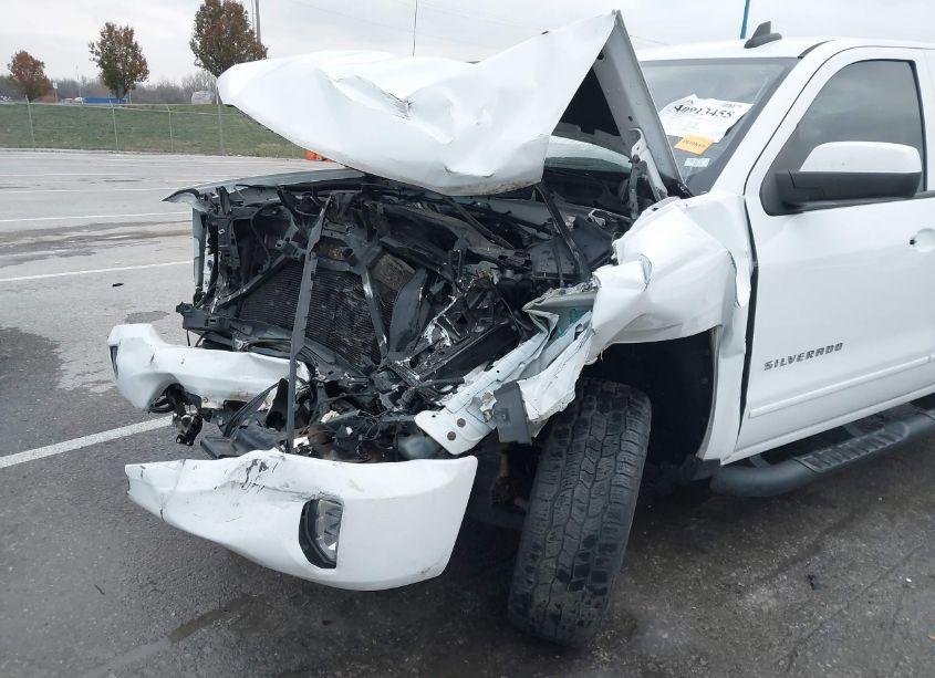 Photo 17 of 2016 Chevrolet Silverado 1500 2LT (VIN 1GCVKREH0GZ276817)