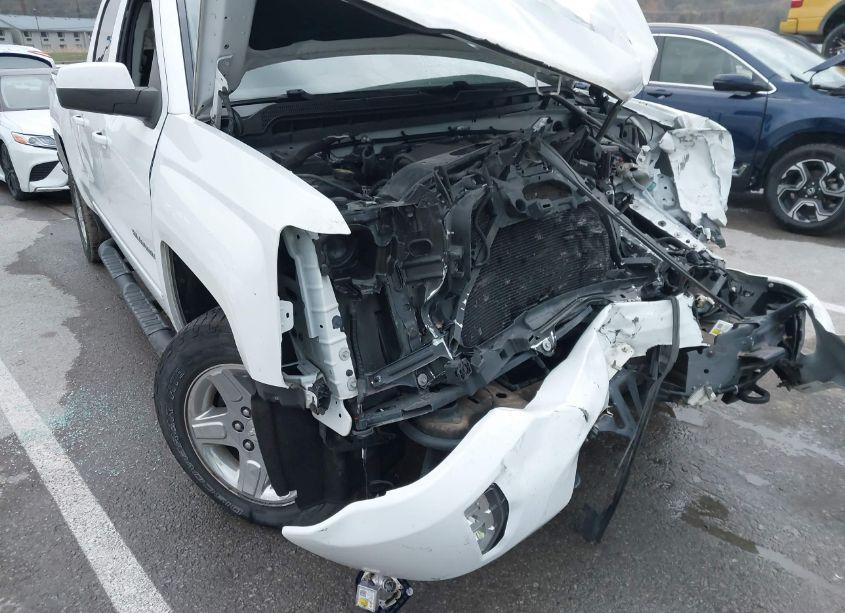 Photo 6 of 2016 Chevrolet Silverado 1500 2LT (VIN 1GCVKREH0GZ276817)