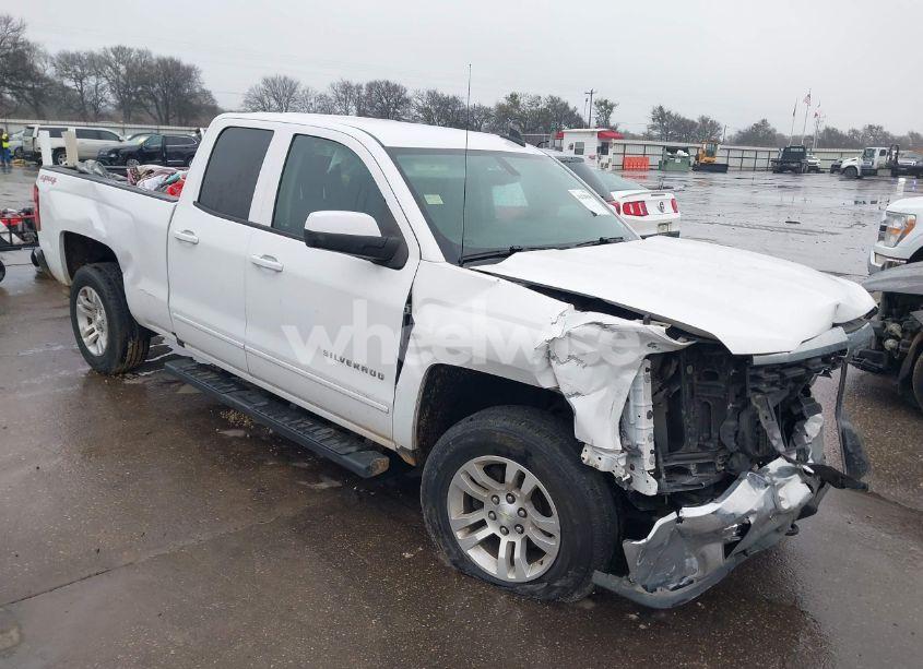 2017 Chevrolet Silverado 1500 1LT (VIN 1GCVKREH0HZ191817) main photo