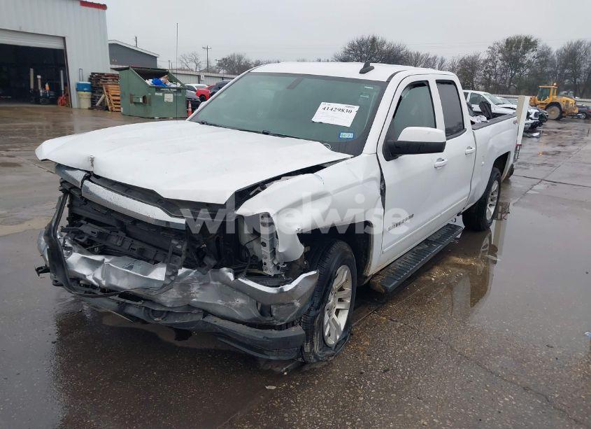 Photo 2 of 2017 Chevrolet Silverado 1500 1LT (VIN 1GCVKREH0HZ191817)