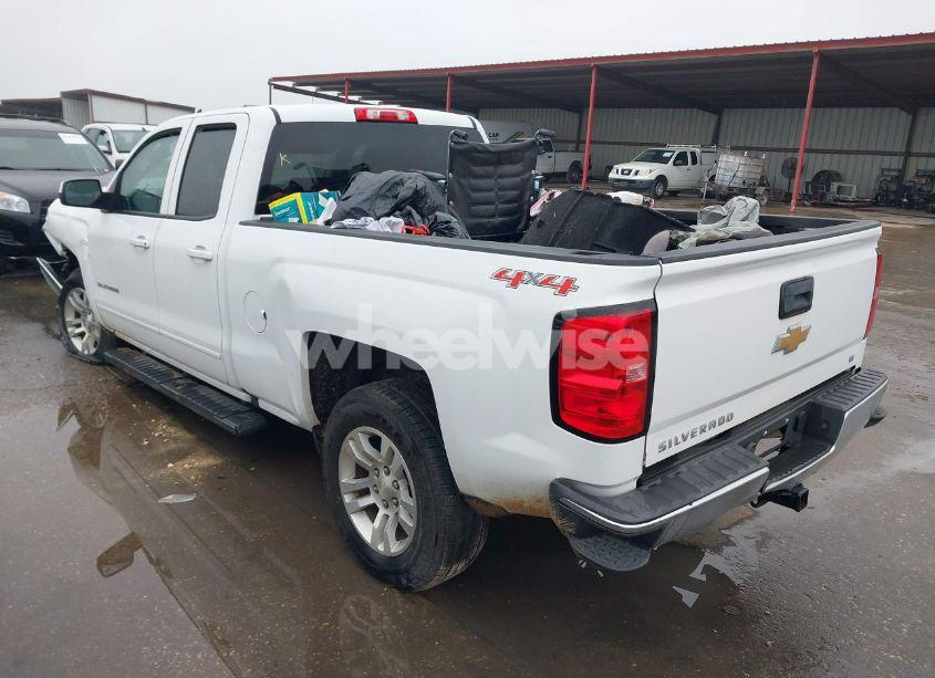 Photo 3 of 2017 Chevrolet Silverado 1500 1LT (VIN 1GCVKREH0HZ191817)