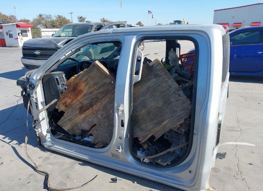 Photo 13 of 2018 Chevrolet Silverado 1500 1LT (VIN 1GCVKREH0JZ187756)