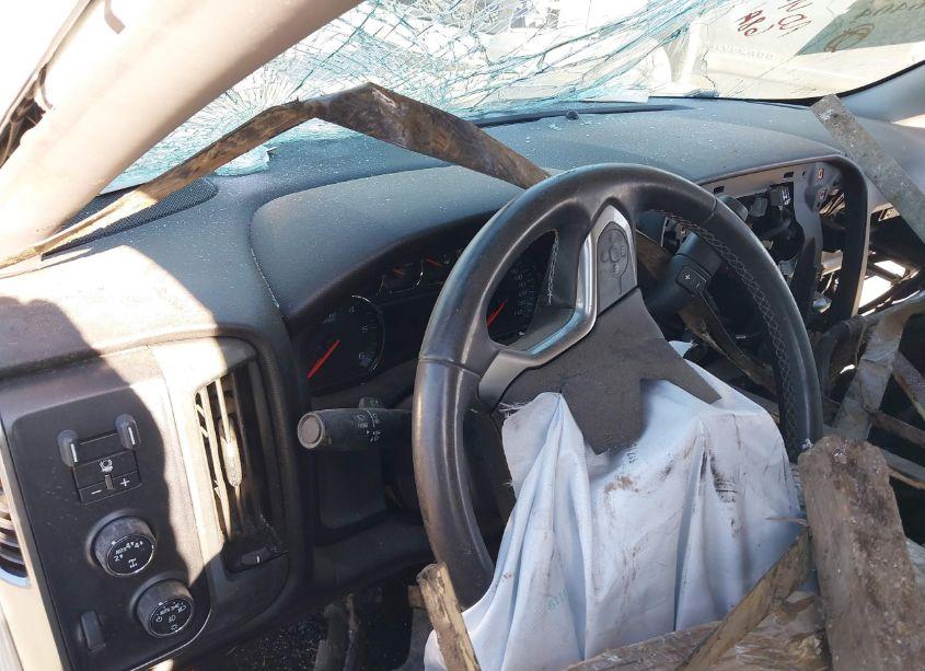 Photo 7 of 2018 Chevrolet Silverado 1500 1LT (VIN 1GCVKREH0JZ187756)