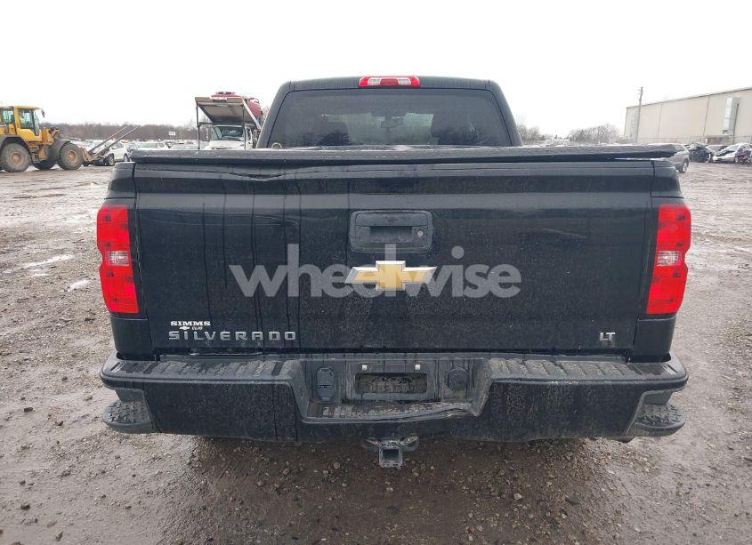 Photo 16 of 2018 Chevrolet Silverado 1500 2LT (VIN 1GCVKREH0JZ318698)