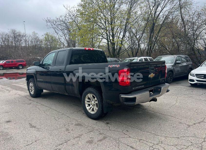 Photo 3 of 2014 Chevrolet Silverado K1500 LT (VIN 1GCVKREH1EZ169899)