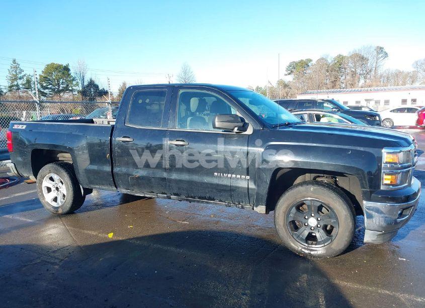 Photo 13 of 2014 Chevrolet Silverado 1500 2LT (VIN 1GCVKREH1EZ388667)