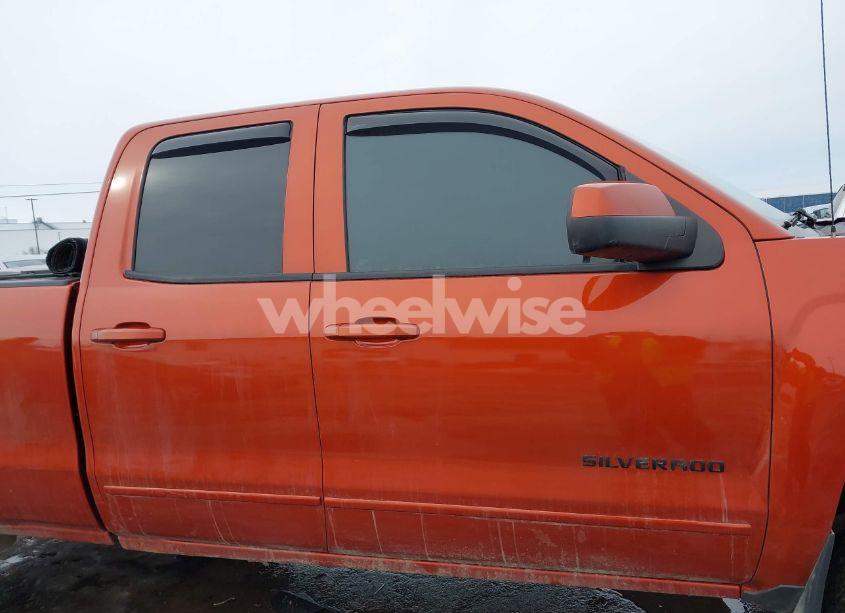 Photo 13 of 2015 Chevrolet Silverado 1500 1LT (VIN 1GCVKREH1FZ213384)