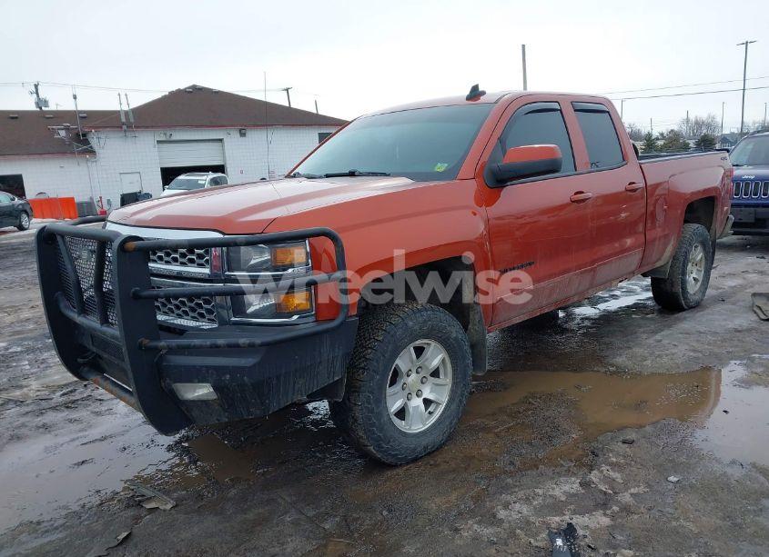 Photo 2 of 2015 Chevrolet Silverado 1500 1LT (VIN 1GCVKREH1FZ213384)