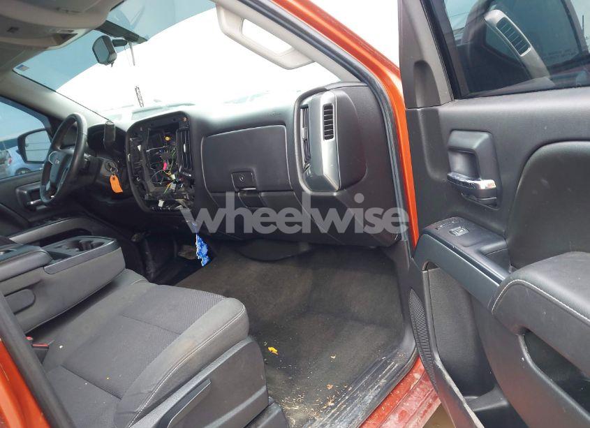 Photo 5 of 2015 Chevrolet Silverado 1500 1LT (VIN 1GCVKREH1FZ213384)