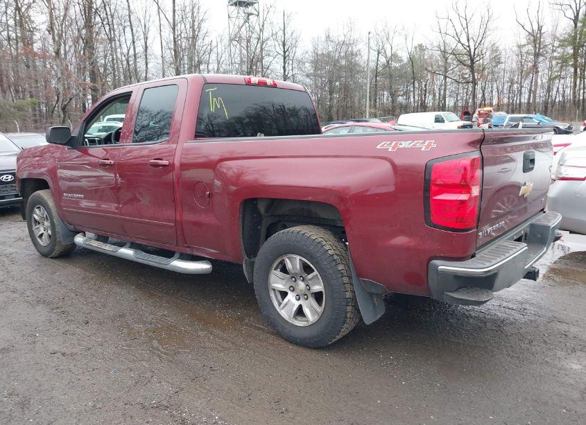 Photo 3 of 2015 Chevrolet Silverado 1500 1LT (VIN 1GCVKREH1FZ394602)