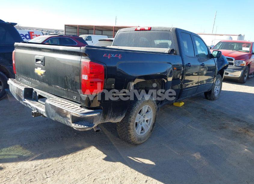 Photo 4 of 2018 Chevrolet Silverado 1500 1LT (VIN 1GCVKREH1JZ183201)
