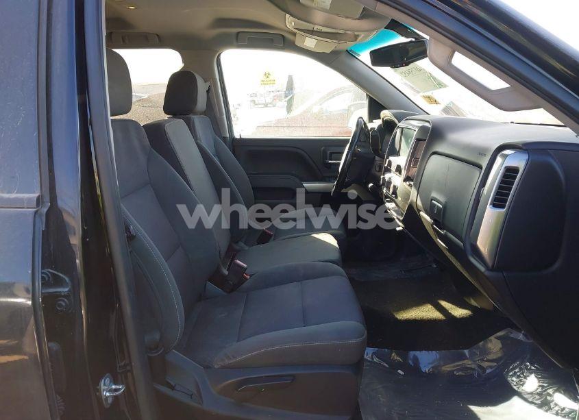 Photo 5 of 2018 Chevrolet Silverado 1500 1LT (VIN 1GCVKREH1JZ183201)