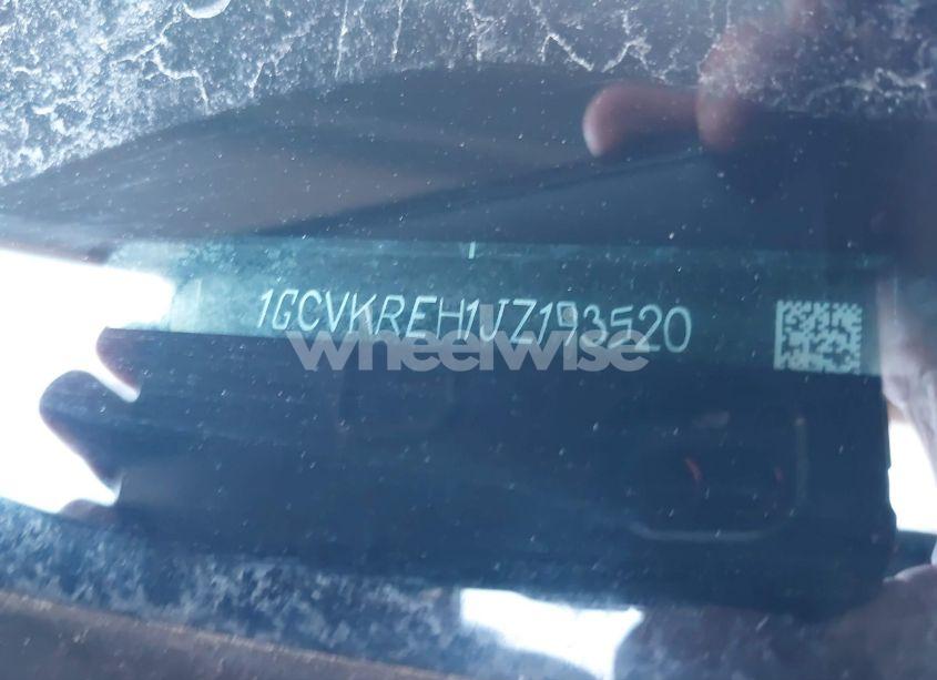 Photo 9 of 2018 Chevrolet Silverado 1500 1LT (VIN 1GCVKREH1JZ193520)