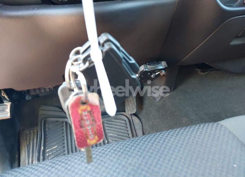 Photo 11 of 2016 Chevrolet Silverado 1500 1LT (VIN 1GCVKREH2GZ157327)