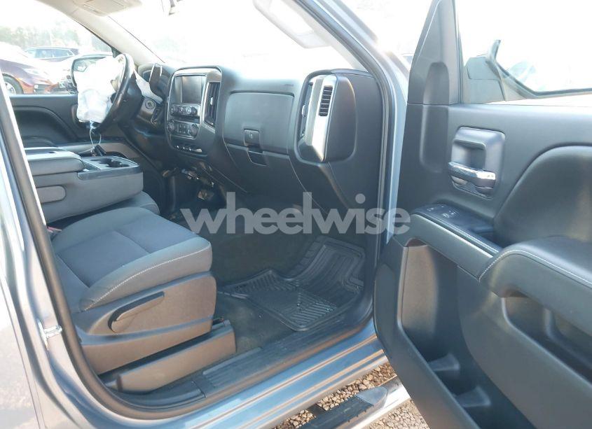 Photo 5 of 2016 Chevrolet Silverado 1500 1LT (VIN 1GCVKREH2GZ157327)