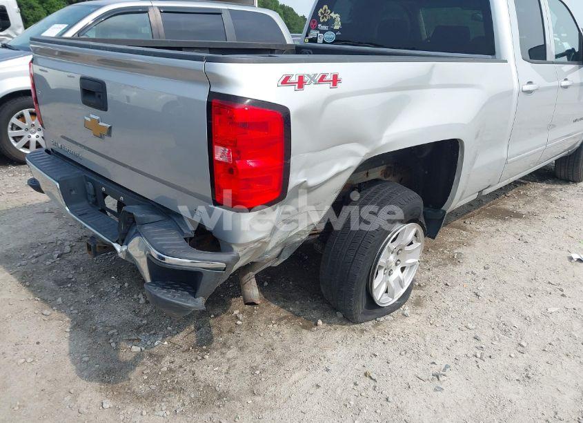 Photo 6 of 2017 Chevrolet Silverado 1500 1LT (VIN 1GCVKREH2HZ253413)