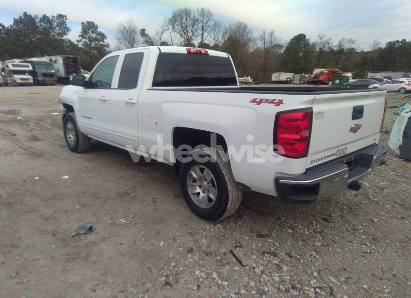 Photo 3 of 2018 Chevrolet Silverado 1500 1LT (VIN 1GCVKREH2JZ350276)