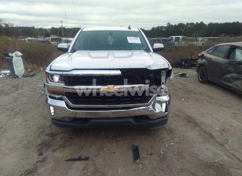 Photo 6 of 2018 Chevrolet Silverado 1500 1LT (VIN 1GCVKREH2JZ350276)