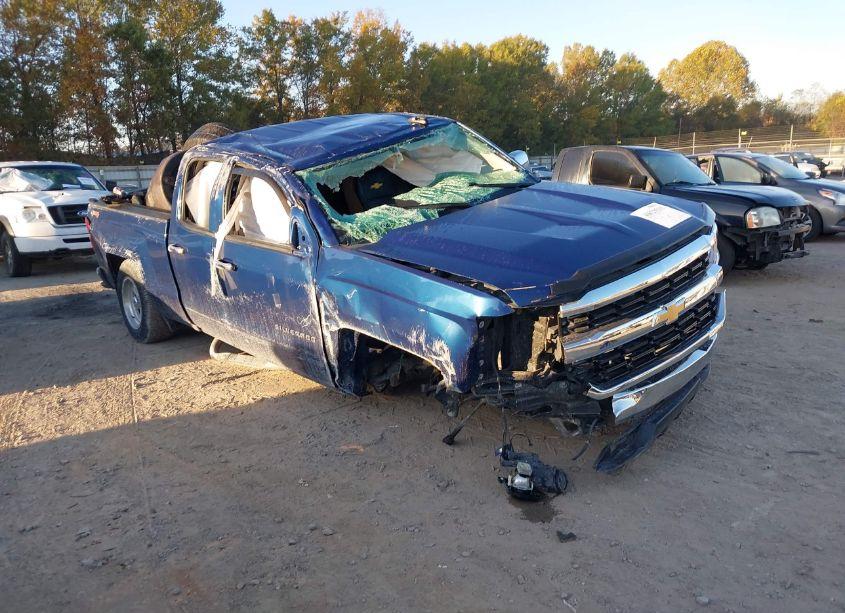 2016 Chevrolet Silverado 1500 1LT (VIN 1GCVKREH3GZ122005) main photo