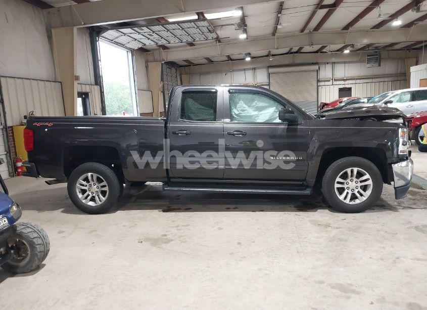 Photo 13 of 2016 Chevrolet Silverado 1500 1LT (VIN 1GCVKREH3GZ137734)