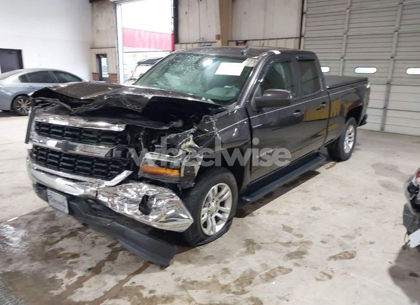 Photo 2 of 2016 Chevrolet Silverado 1500 1LT (VIN 1GCVKREH3GZ137734)