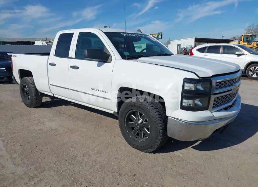 2014 Chevrolet Silverado 1500 1LT (VIN 1GCVKREH4EZ343111) main photo