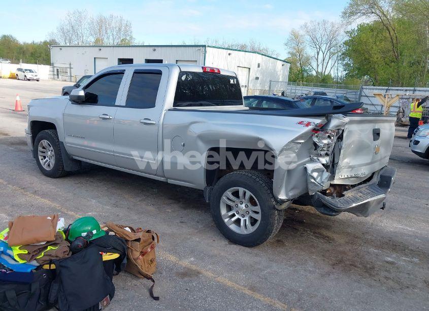 Photo 3 of 2015 Chevrolet Silverado 1500 1LT (VIN 1GCVKREH4FZ236805)