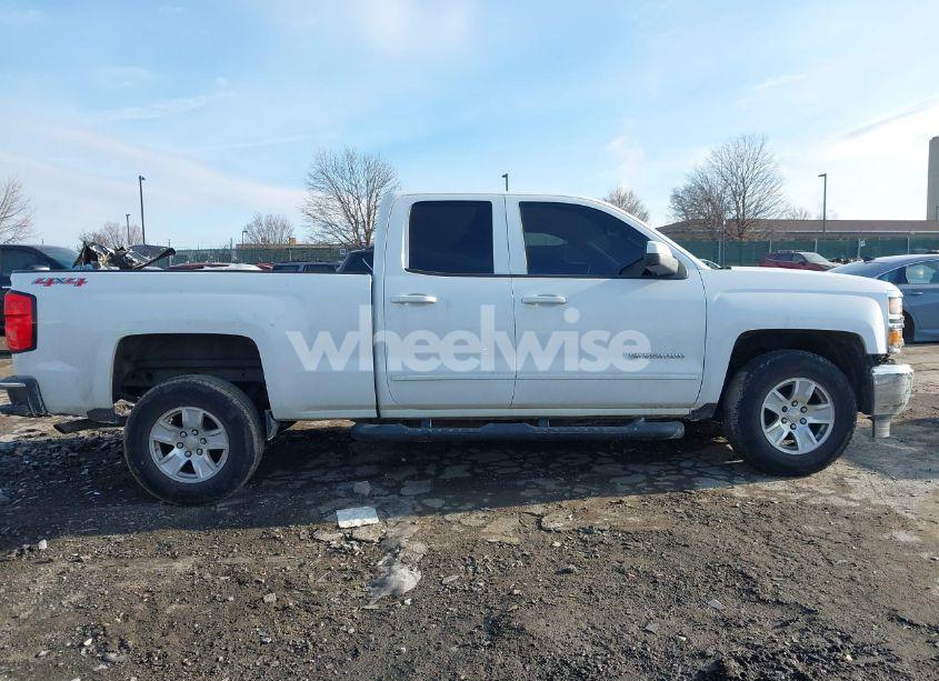 Photo 12 of 2015 Chevrolet Silverado 1500 1LT (VIN 1GCVKREH4FZ293229)