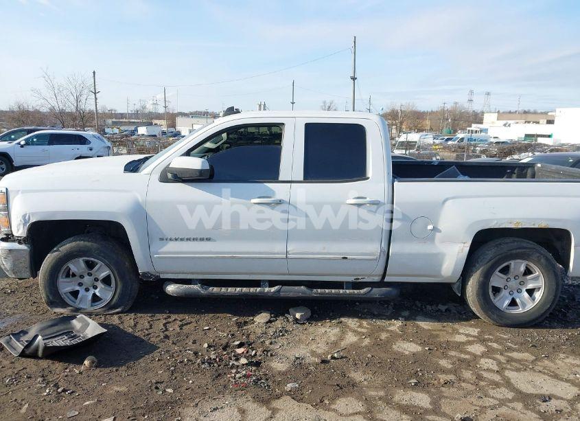 Photo 13 of 2015 Chevrolet Silverado 1500 1LT (VIN 1GCVKREH4FZ293229)