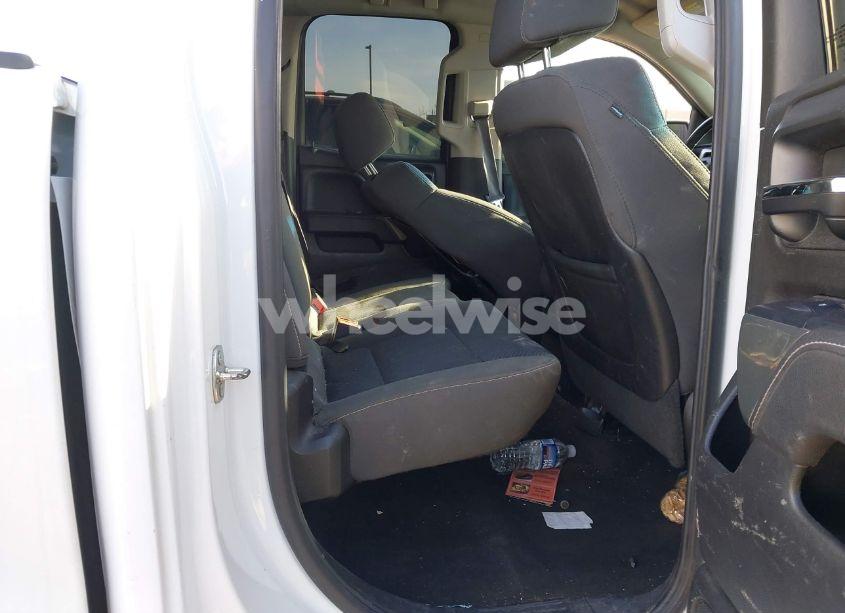 Photo 8 of 2015 Chevrolet Silverado 1500 1LT (VIN 1GCVKREH4FZ293229)