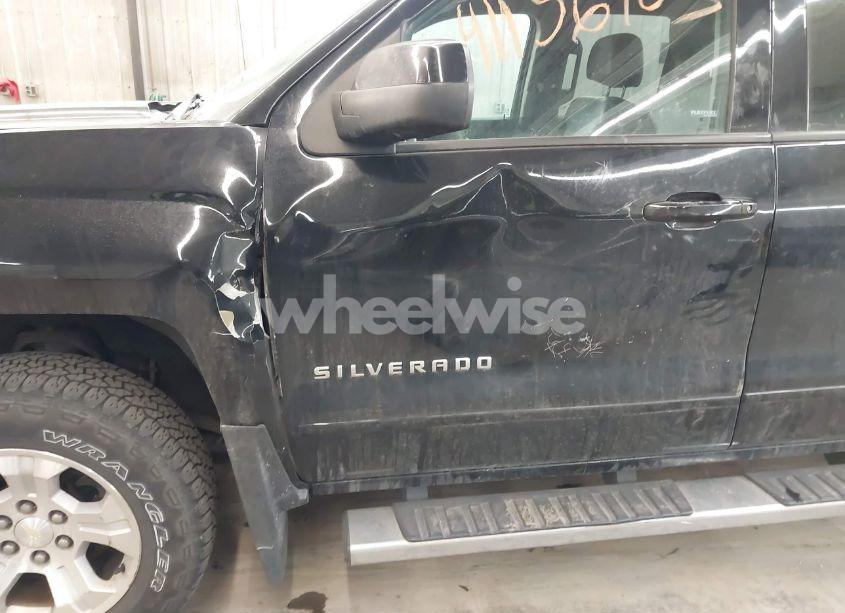 Photo 18 of 2015 Chevrolet Silverado 1500 2LT (VIN 1GCVKREH4FZ338993)