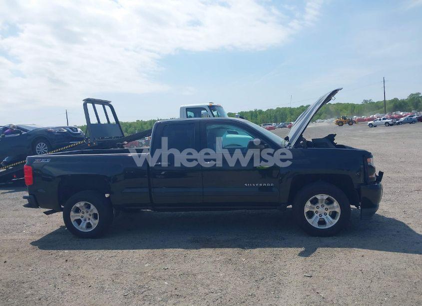 Photo 14 of 2016 Chevrolet Silverado 1500 2LT (VIN 1GCVKREH4GZ390352)