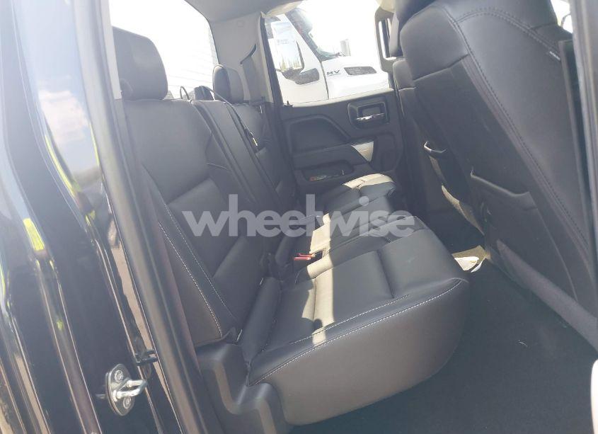 Photo 8 of 2016 Chevrolet Silverado 1500 2LT (VIN 1GCVKREH4GZ390352)