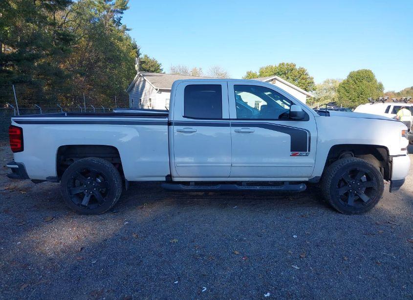 Photo 14 of 2016 Chevrolet Silverado 1500 2LT (VIN 1GCVKREH4GZ412883)