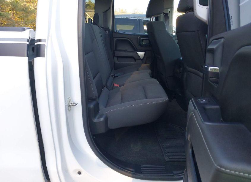 Photo 8 of 2016 Chevrolet Silverado 1500 2LT (VIN 1GCVKREH4GZ412883)