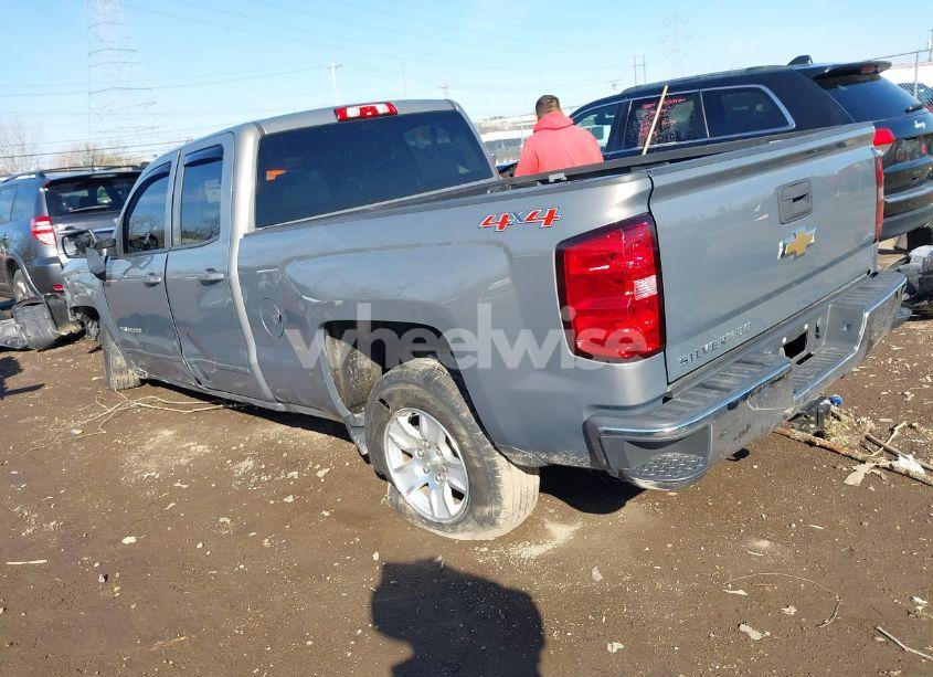 Photo 3 of 2017 Chevrolet Silverado 1500 1LT (VIN 1GCVKREH4HZ215052)