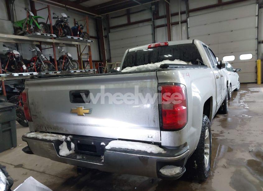 Photo 16 of 2018 Chevrolet Silverado 1500 1LT (VIN 1GCVKREH4JZ206308)