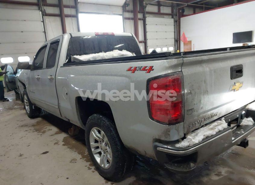 Photo 3 of 2018 Chevrolet Silverado 1500 1LT (VIN 1GCVKREH4JZ206308)