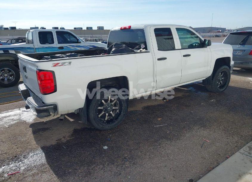 Photo 4 of 2014 Chevrolet Silverado 1500 2LT (VIN 1GCVKREH5EZ126036)