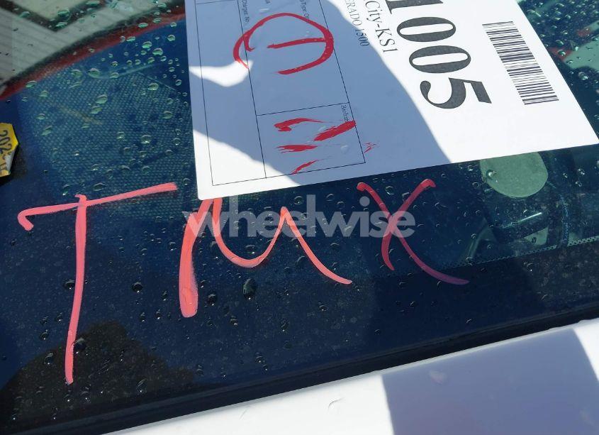 Photo 6 of 2014 Chevrolet Silverado 1500 2LT (VIN 1GCVKREH5EZ126036)