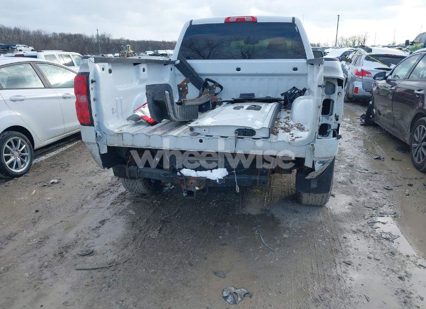 Photo 6 of 2015 Chevrolet Silverado 1500 1LT (VIN 1GCVKREH5FZ196511)