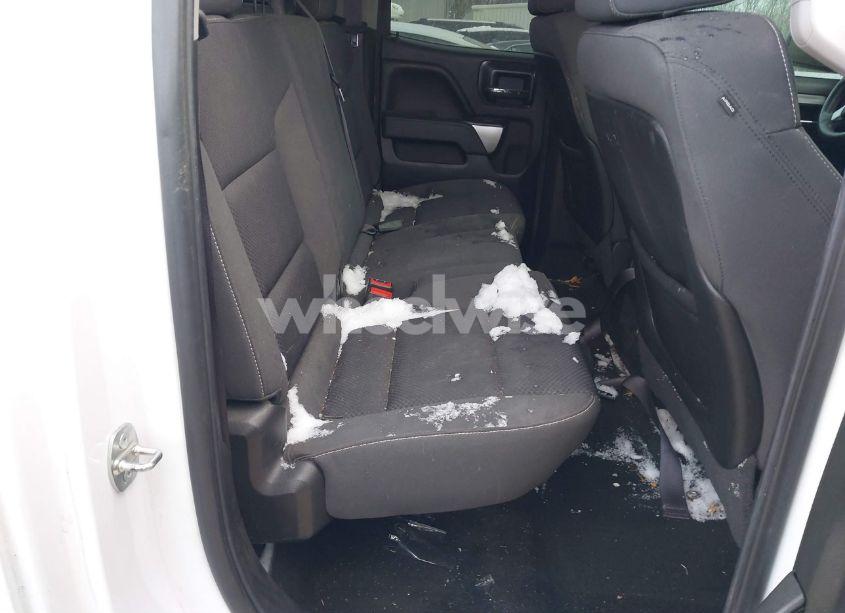 Photo 8 of 2015 Chevrolet Silverado 1500 1LT (VIN 1GCVKREH5FZ196511)