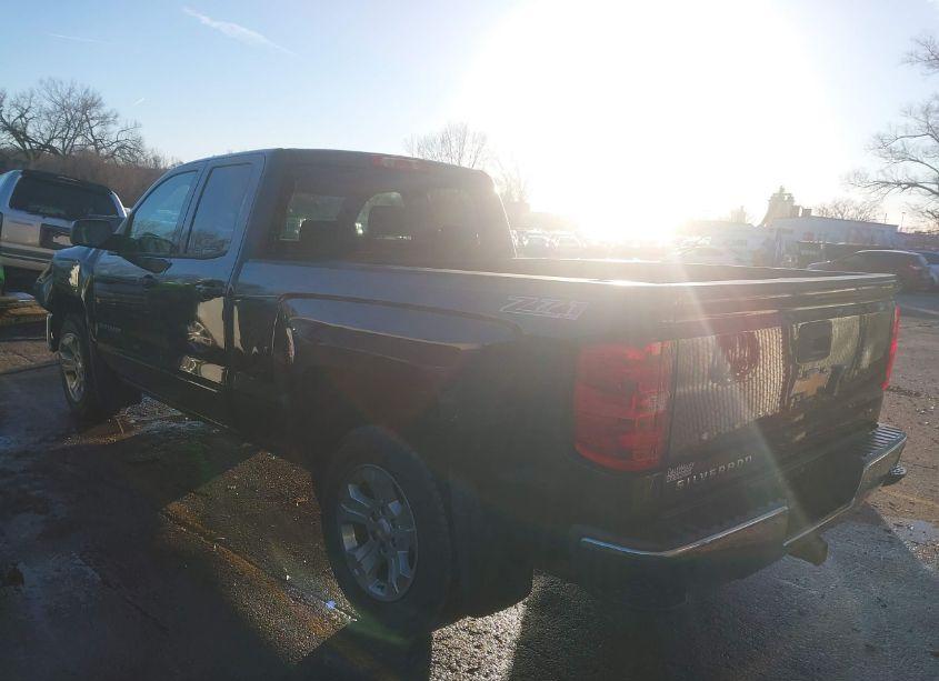 Photo 15 of 2015 Chevrolet Silverado 1500 2LT (VIN 1GCVKREH5FZ198792)