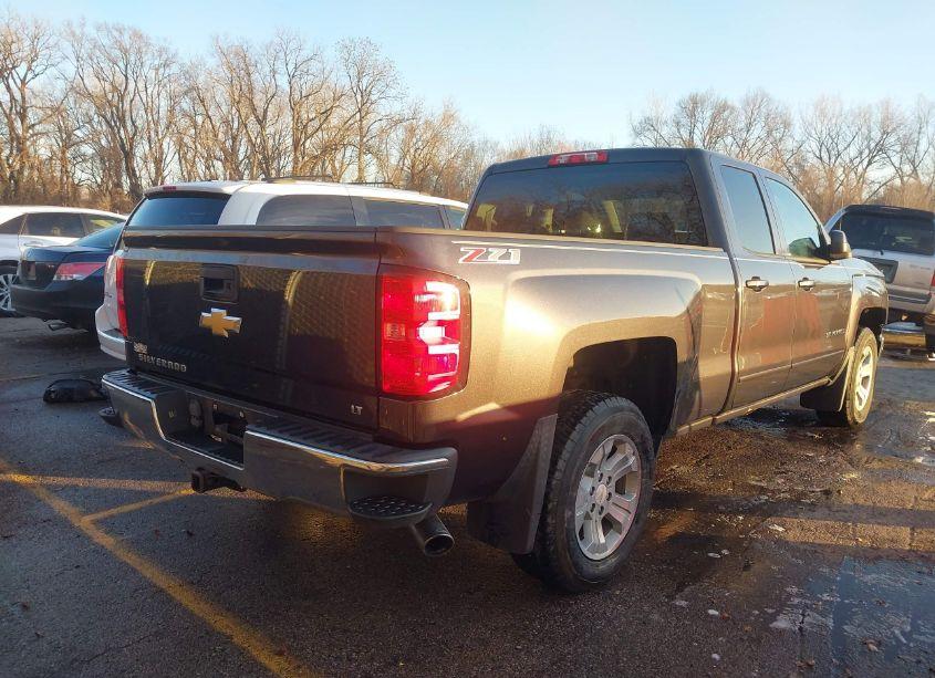 Photo 4 of 2015 Chevrolet Silverado 1500 2LT (VIN 1GCVKREH5FZ198792)