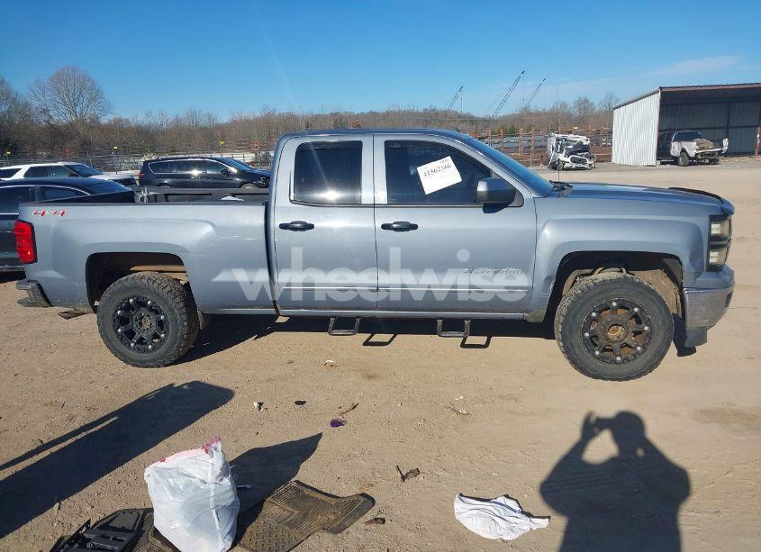 Photo 13 of 2015 Chevrolet Silverado K1500 LT (VIN 1GCVKREH5FZ267593)