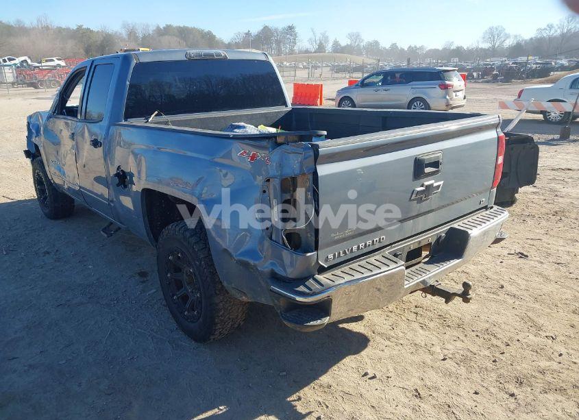 Photo 3 of 2015 Chevrolet Silverado K1500 LT (VIN 1GCVKREH5FZ267593)