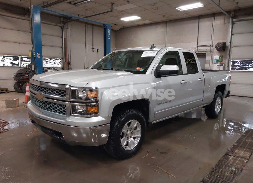 Photo 2 of 2015 Chevrolet Silverado 1500 1LT (VIN 1GCVKREH5FZ271451)