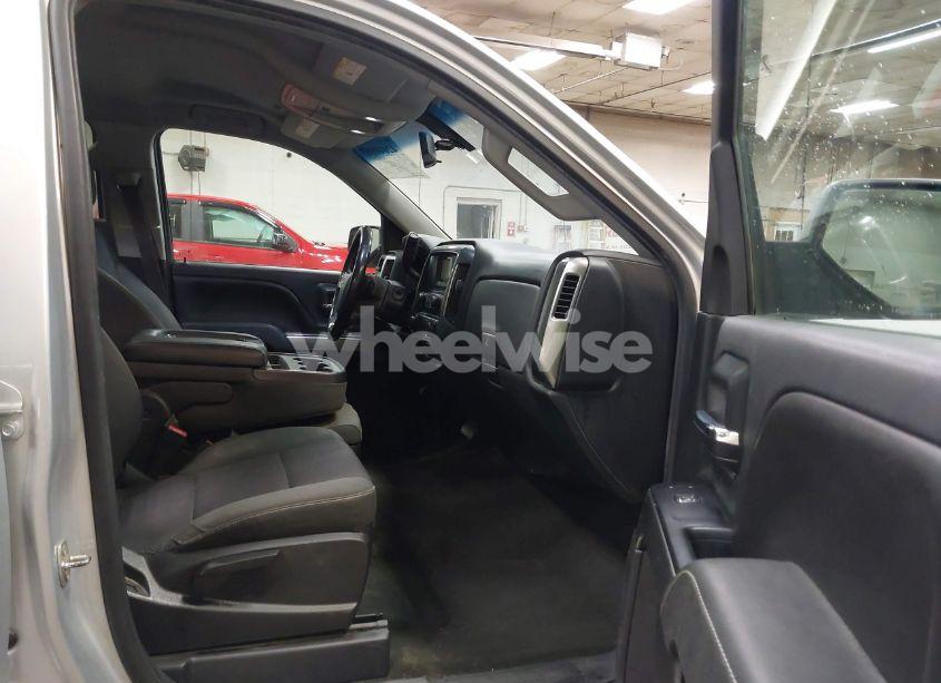 Photo 5 of 2015 Chevrolet Silverado 1500 1LT (VIN 1GCVKREH5FZ271451)