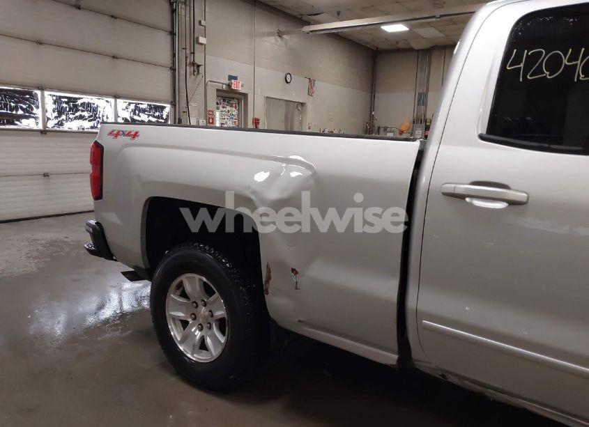 Photo 6 of 2015 Chevrolet Silverado 1500 1LT (VIN 1GCVKREH5FZ271451)