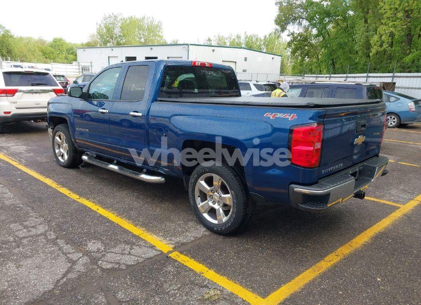 Photo 3 of 2016 Chevrolet Silverado 1500 LT (VIN 1GCVKREH5GZ124516)